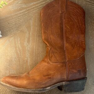 Size 10 Frye cowboy boots